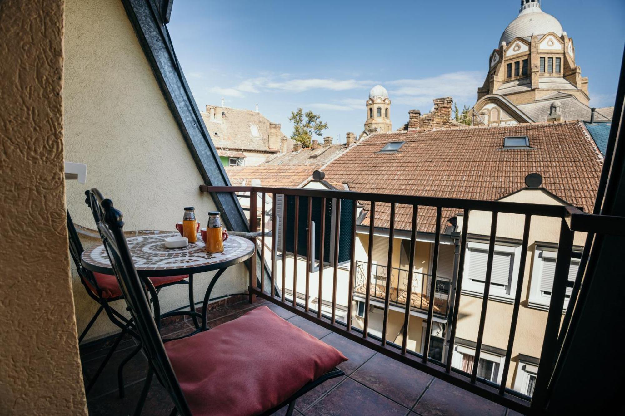 Bordeaux City Center Νόβι Σαντ Εξωτερικό φωτογραφία